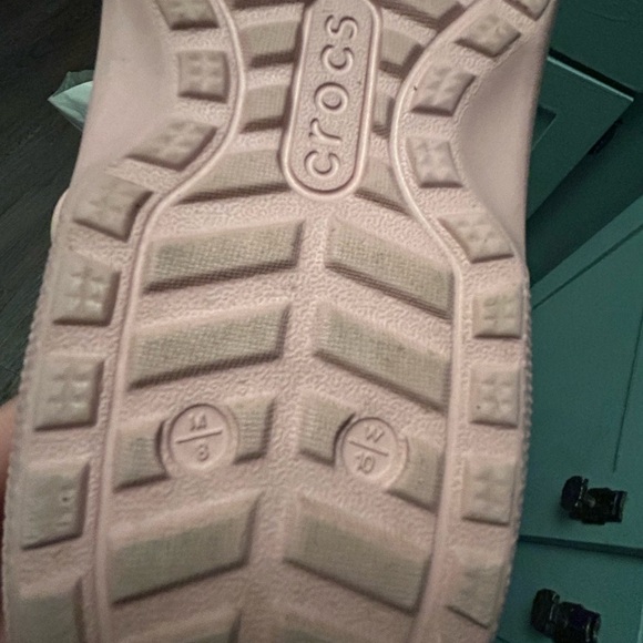 Pink Disney Mickey Mouse crocs - Picture 5 of 5